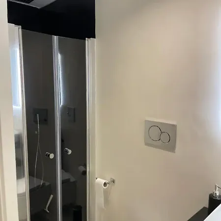 Vis_house בית הארחה נאפולי